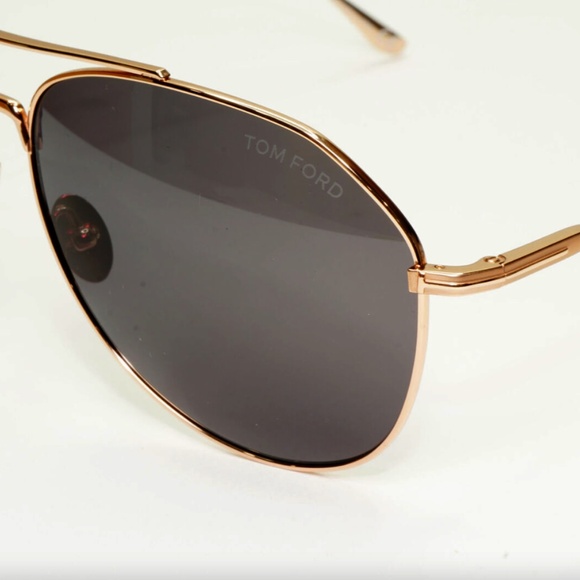 TOM FORD Titanium Cyrus Aviator Sunglasses TF747 Purple main image 10